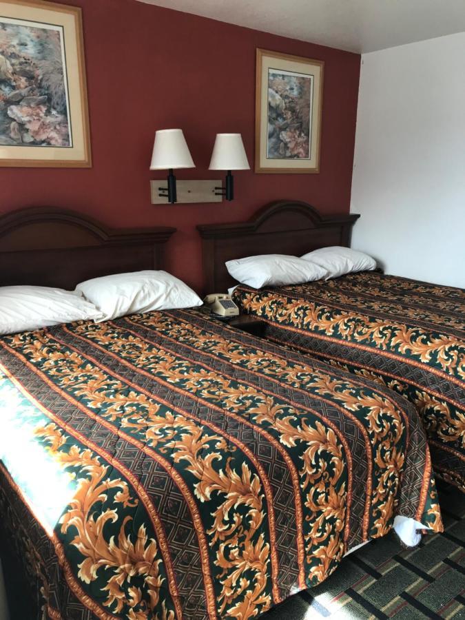Travel Inn Greensboro Bagian luar foto